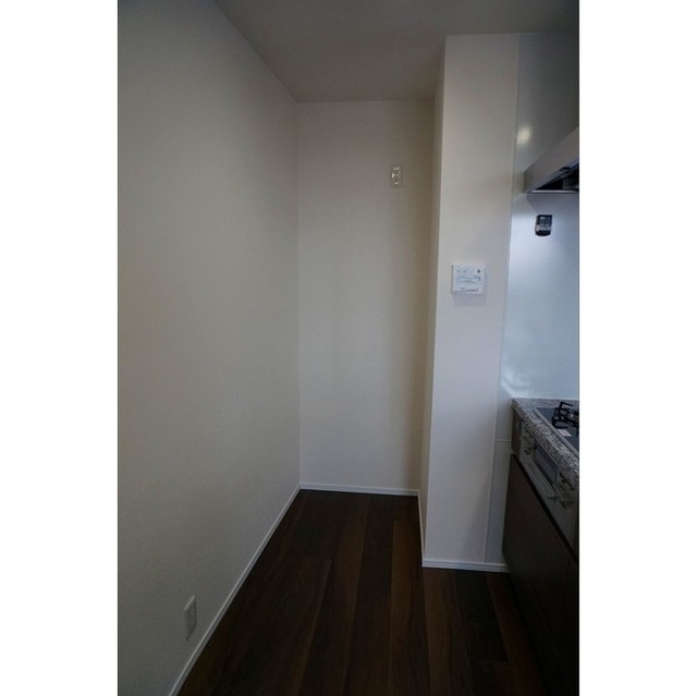 その他部屋・スペース　１００９号室カラーはダークになります。