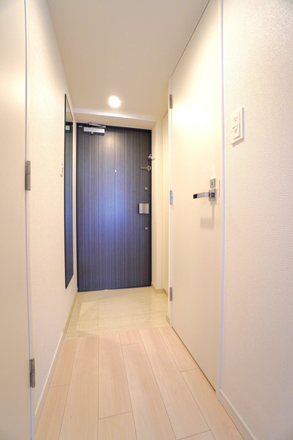玄関　※写真は同タイプ住戸です。