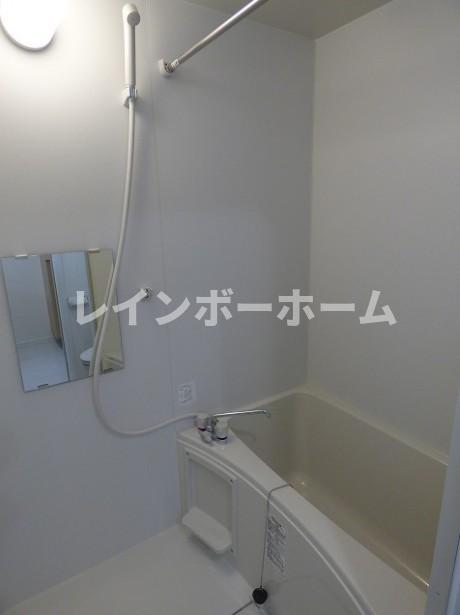 バス・シャワールーム　きれいなお風呂です