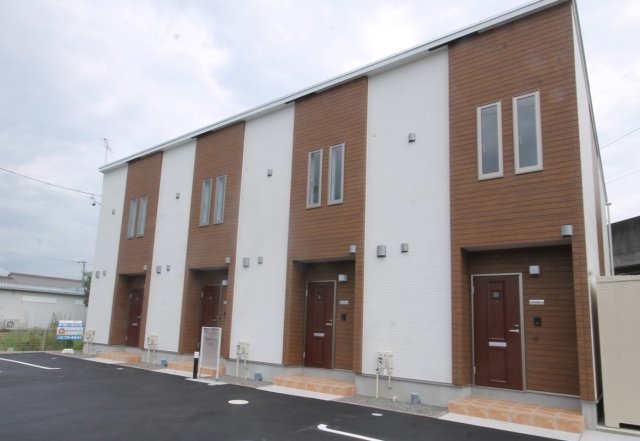 建物外観　※類似写真になります