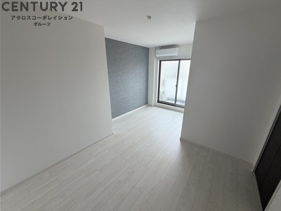 居室・リビング　キッチンが独立しているので広々と使用可能な洋室