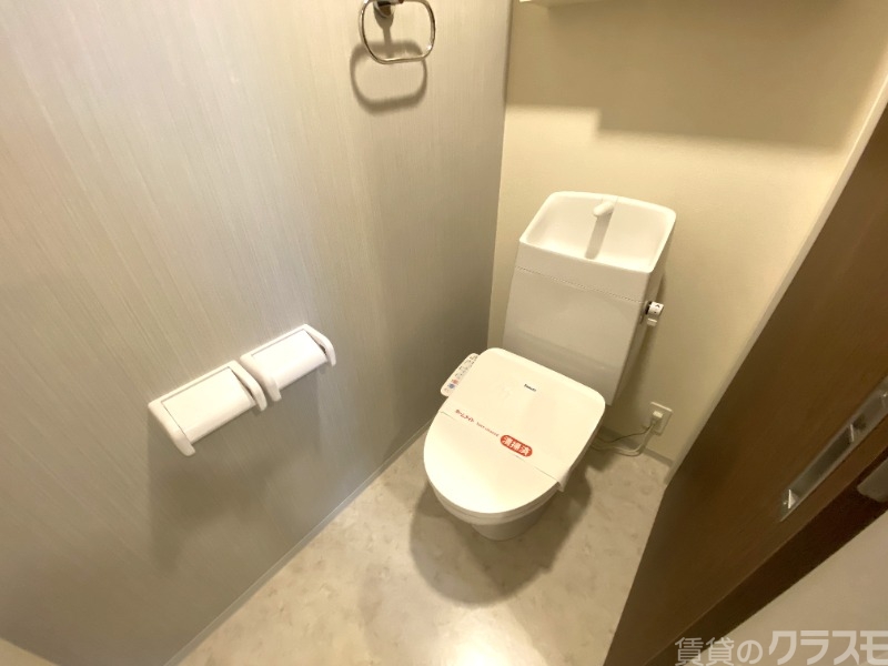 トイレ　温水洗浄便座です！