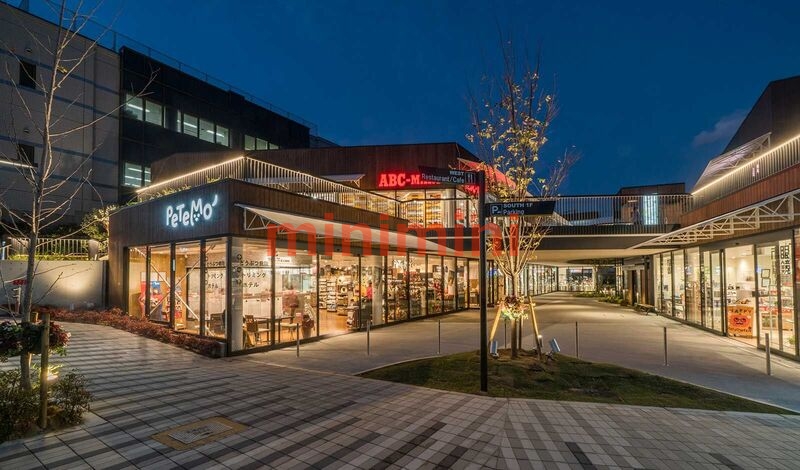 ショッピングセンター　吹田グリーンプレイス（ショッピングセンター）まで899m