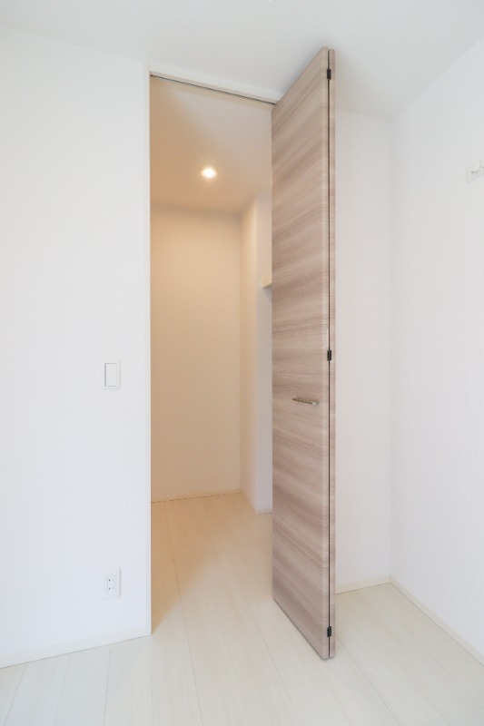 収納　図面と現状に相違がある場合には現状を優先