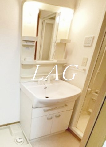 洗面設備　洗面台です。