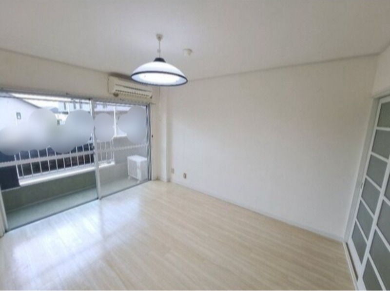 居室・リビング　図面と現状に相違がある場合には現状を優先