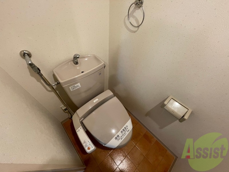 トイレ　ウォシュレット機能がついたトイレ。安心して使用できますね。