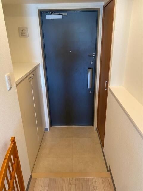 玄関　同タイプの他のお部屋