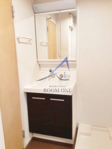 洗面設備　洗面台です。