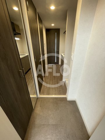 玄関　ブランシエスタ森ノ宮　玄関