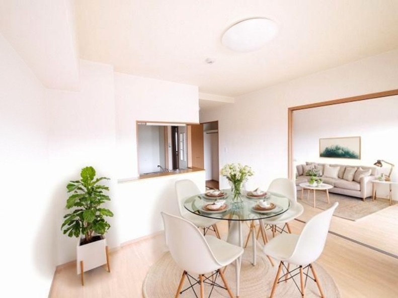 居室・リビング　CGで家具等を配置したもので家具等は含まれません