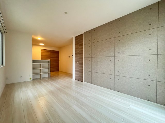 居室・リビング　別号室の画像です。ご参考下さい