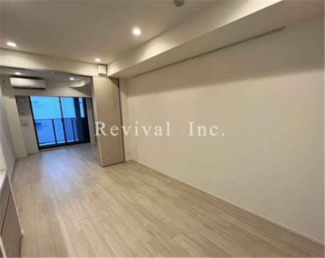 居室・リビング　ゆったりとしたリビングでございます