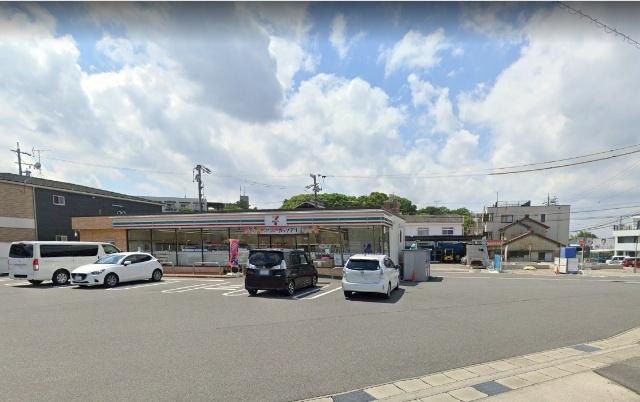 コンビニ　セブンイレブン東海市名和町店（コンビニ）まで388m