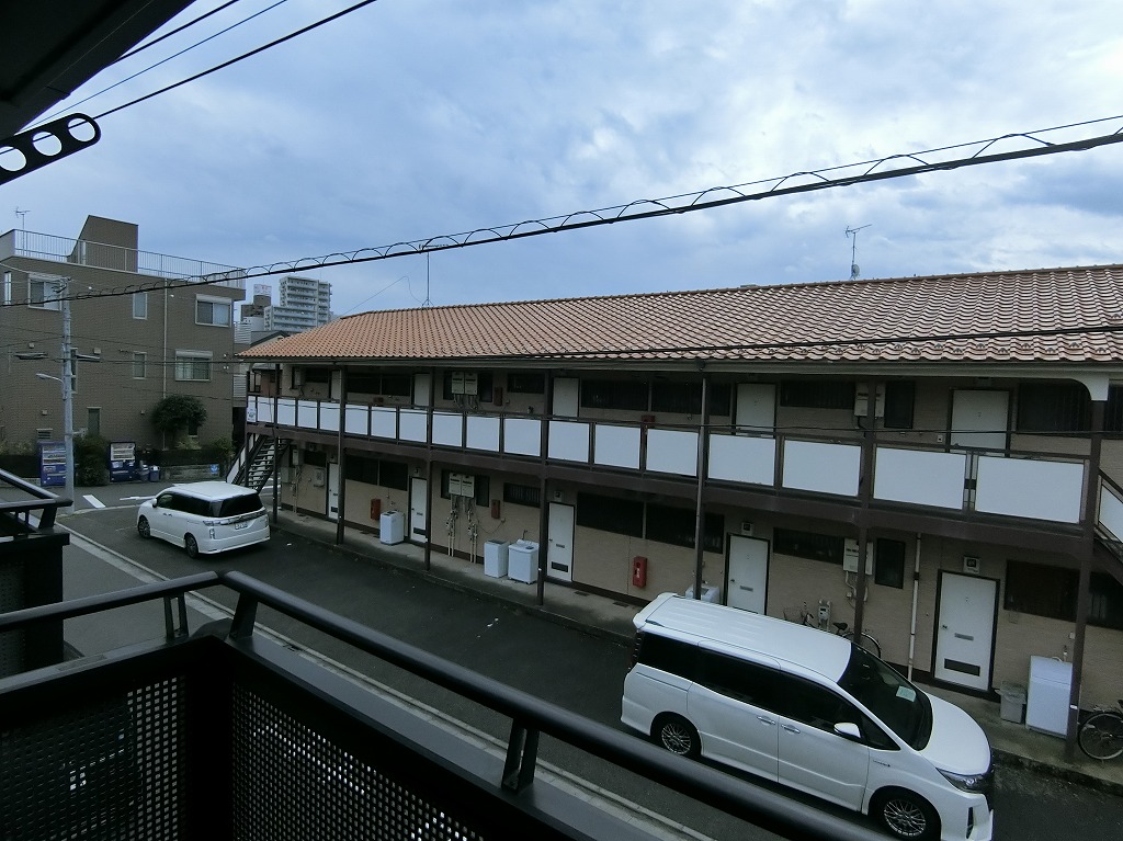 バルコニー　陽当り良好の独立型バルコニー