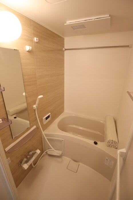 バス・シャワールーム　お風呂で日々の疲れを落としましょう