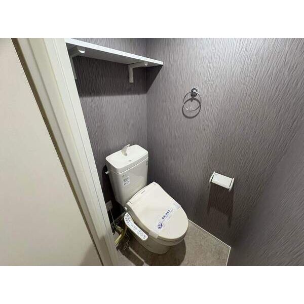 トイレ　※同じシリーズの室内写真