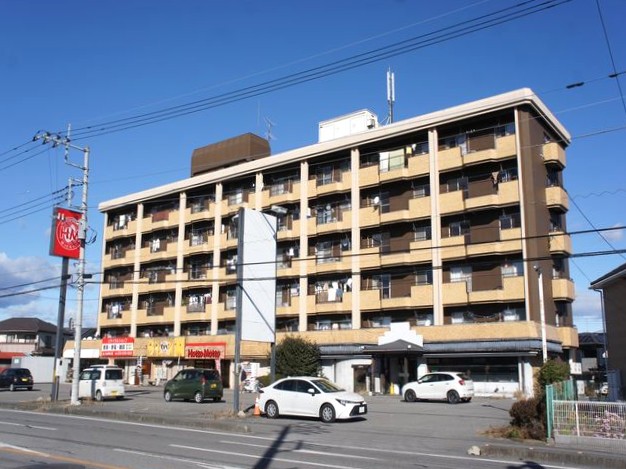 建物外観　6階建てエレベーター付きマンションです♪