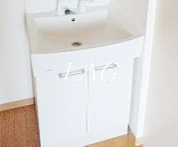 洗面設備　独立洗面台です。