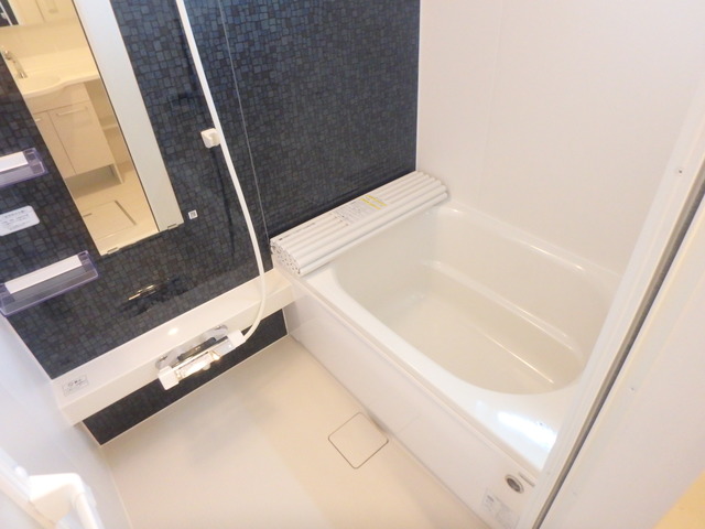 バス・シャワールーム　同じ施工会社の別物件、参考写真です