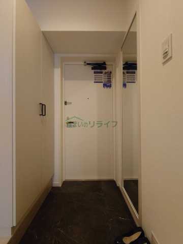 玄関　レジディア目白※別部屋の参考写真です