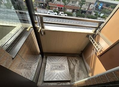 バルコニー　※同仕様写真含む