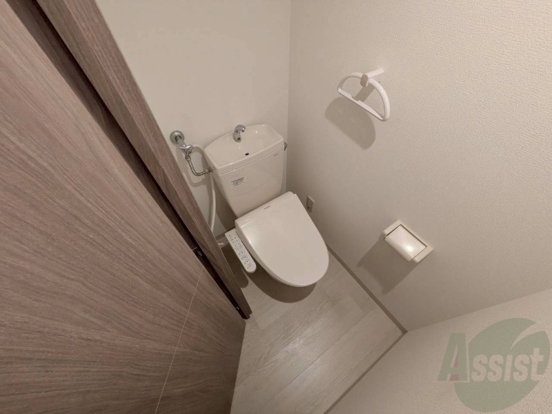 トイレ　シャワートイレになっているので快適です！