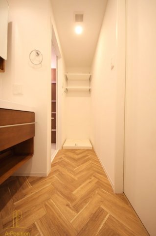 洗面設備　セレニテ堺筋本町プリエ