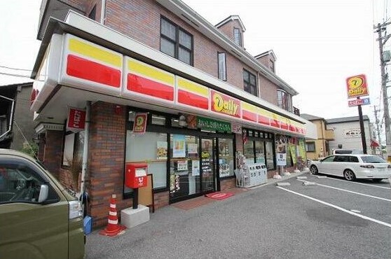 コンビニ　デイリーヤマザキ広島江波店（コンビニ）まで316m