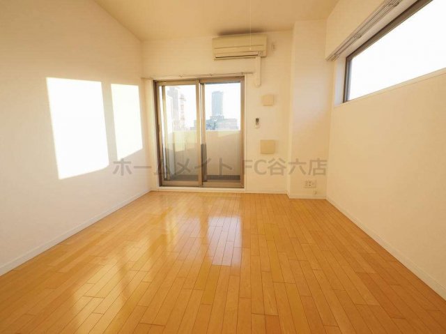 居室・リビング　ジュネーゼグラン淀屋橋