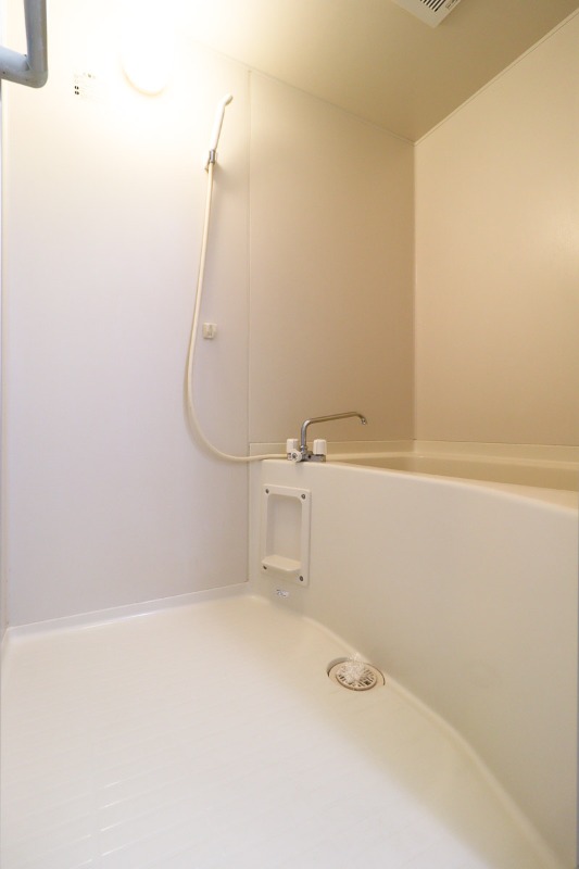 バス・シャワールーム　図面と現状に相違がある場合には現状を優先