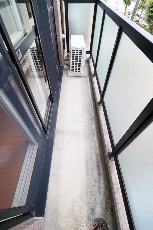 バルコニー　図面と現状に相違がある場合には現状を優先