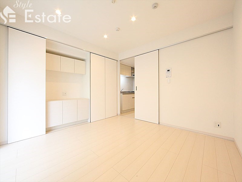 居室・リビング　内装