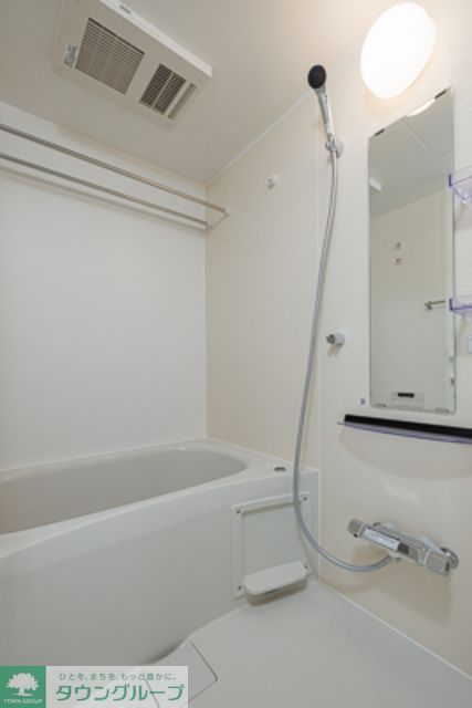 バス・シャワールーム　※写真は同タイプ住戸です。