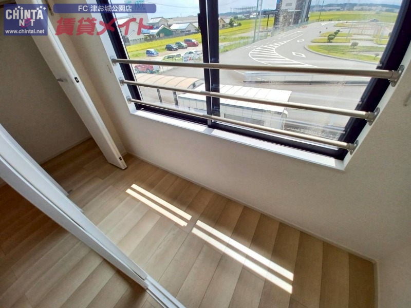 バルコニー　同型タイプ画像