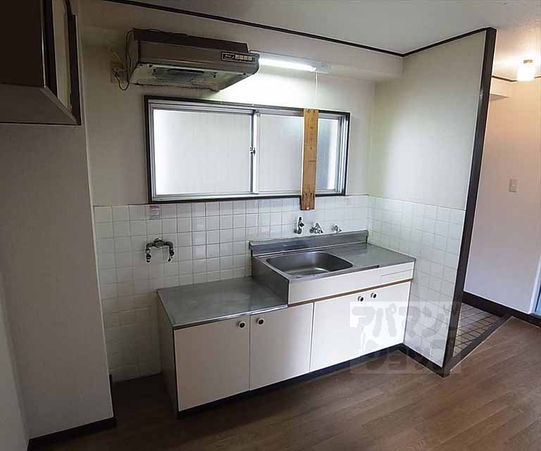 キッチン　二口コンロ設置可