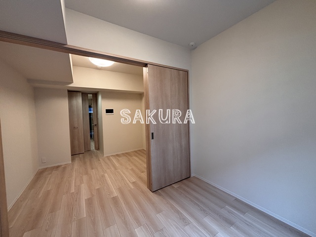 居室・リビング　使いやすい形の為、レイアウトを楽しめます♪