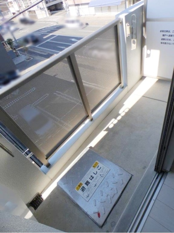 バルコニー　図面と現状に相違がある場合には現状を優先