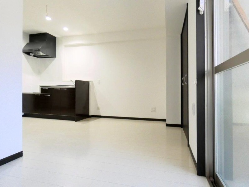 居室・リビング　図面と現状に相違がある場合には現状を優先