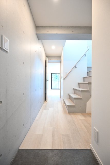 玄関　明るい玄関です