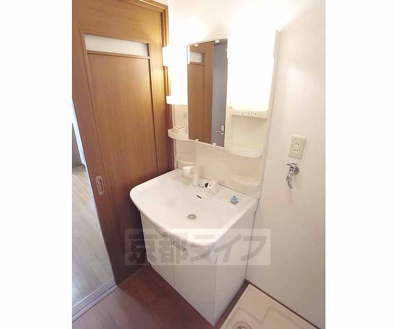 洗面設備　シャンプードレッサーです。