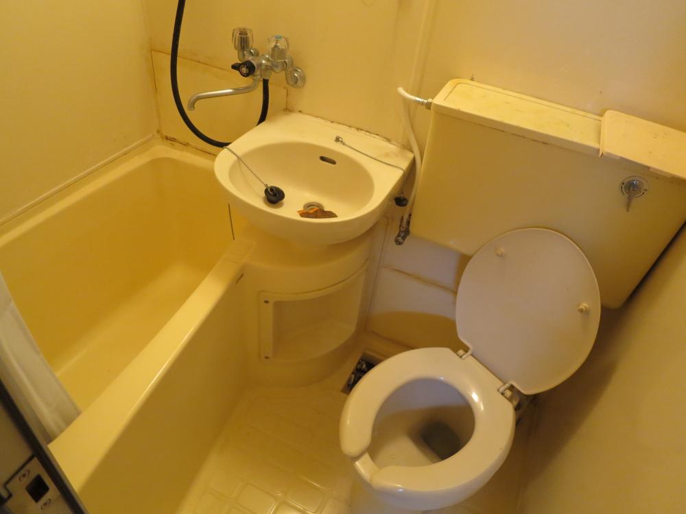 バス・シャワールーム