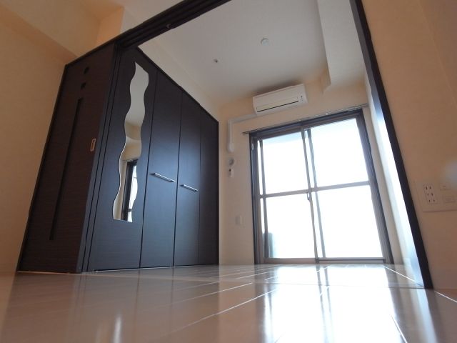 居室・リビング　洋室