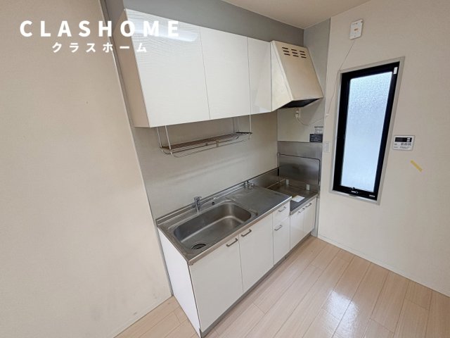 キッチン　同物件の別部屋になります。