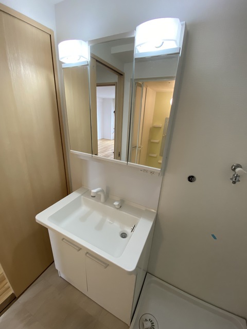 洗面設備　こんな洗面台、憧れでした。