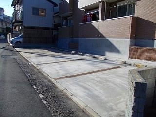 駐車場　駐車場完備です