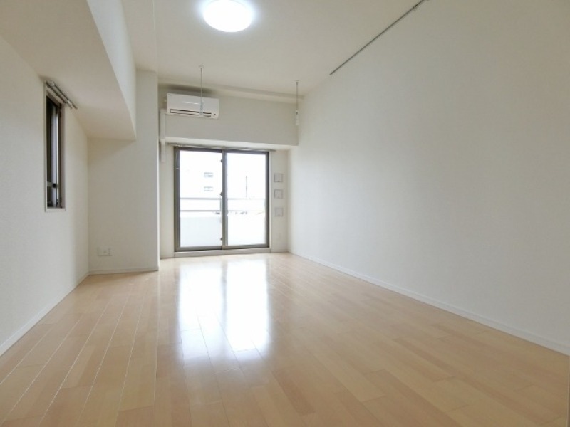 居室・リビング　図面と現状に相違がある場合には現状を優先