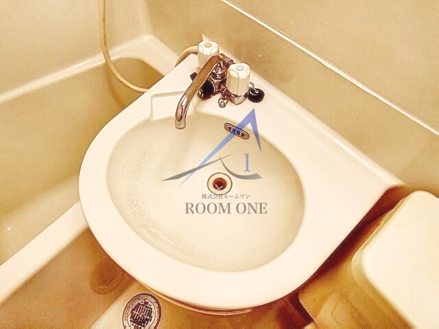 洗面設備　洗面台です。