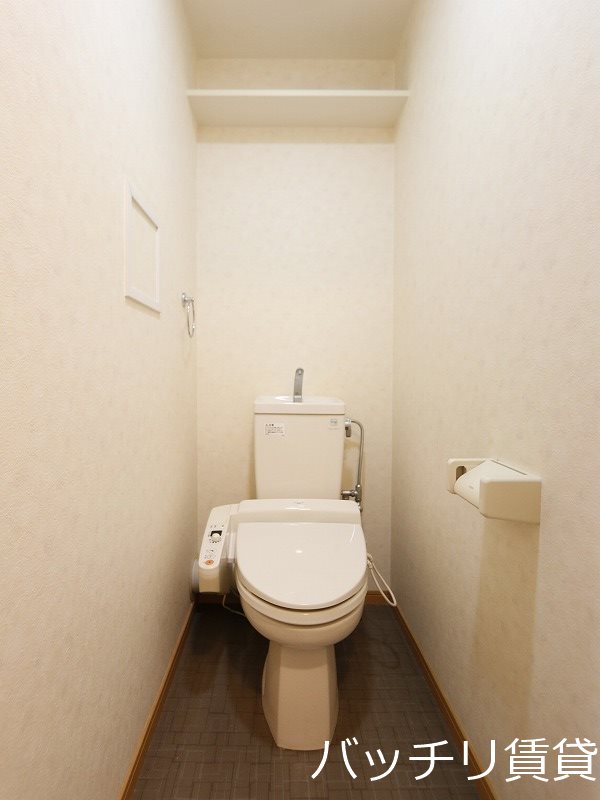 トイレ　別号室の画像。現況優先