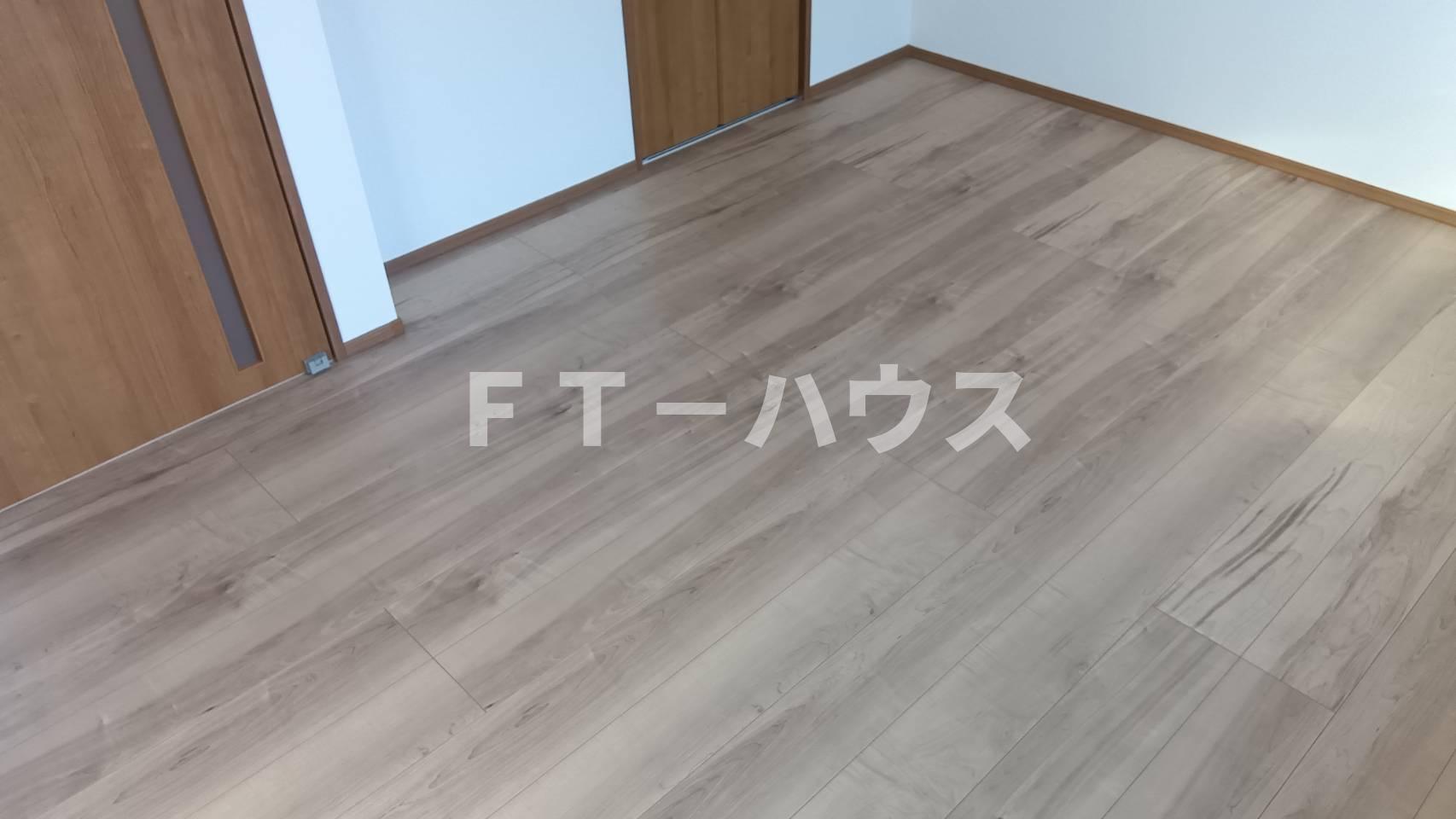 その他部屋・スペース　こちらのリビングで趣味の時間をお楽しみください